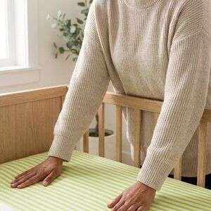 KIDS BEDDING ORGANIC COTTON LIME STRIPES  CRIB SHEET